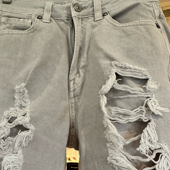 American eagle distressed jeans - Picture 2 of 4